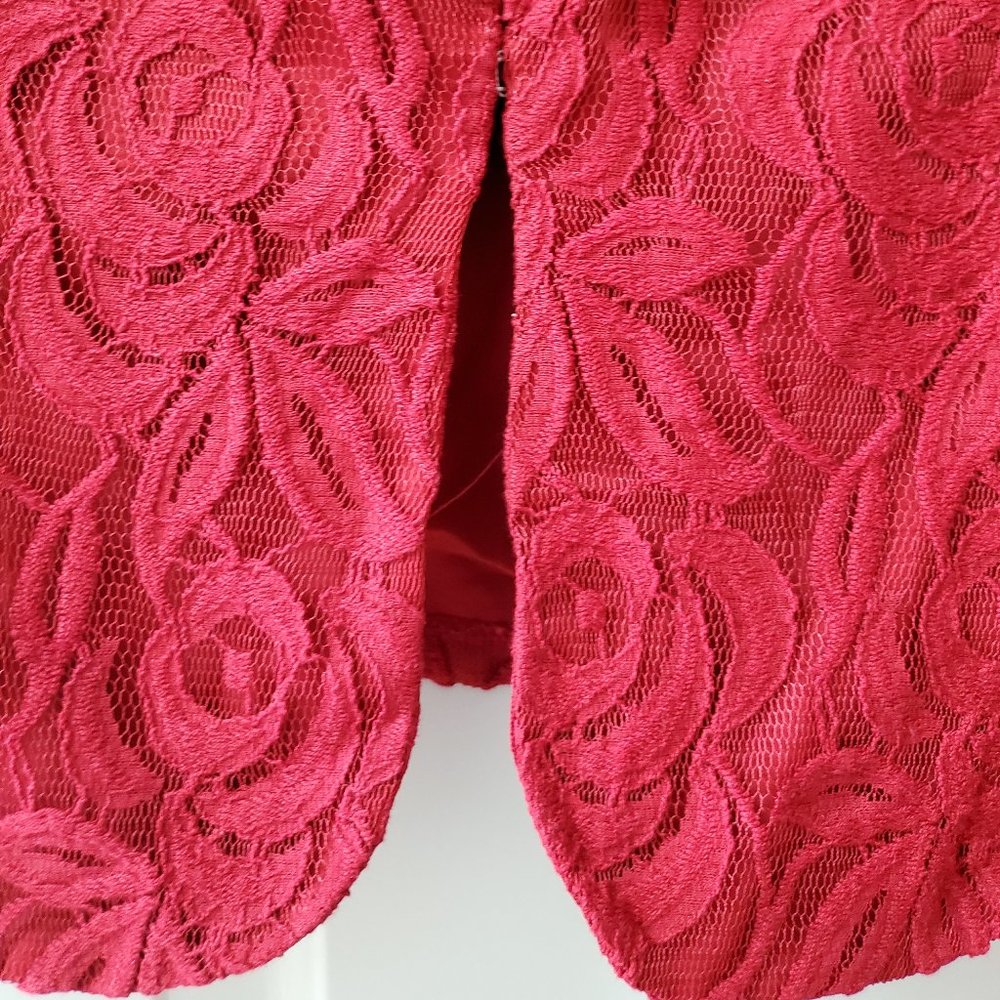 GLAMOROUS RED LACE JACKET - Picture 7 of 11